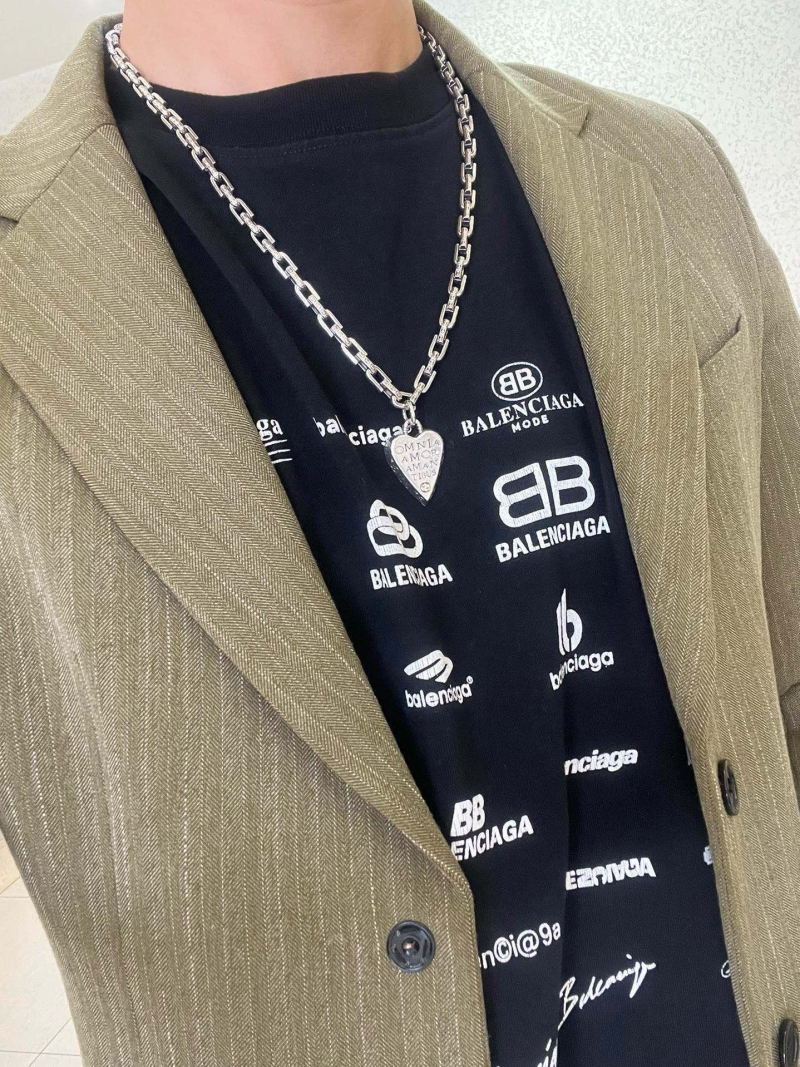 Gvc*1 necklaces